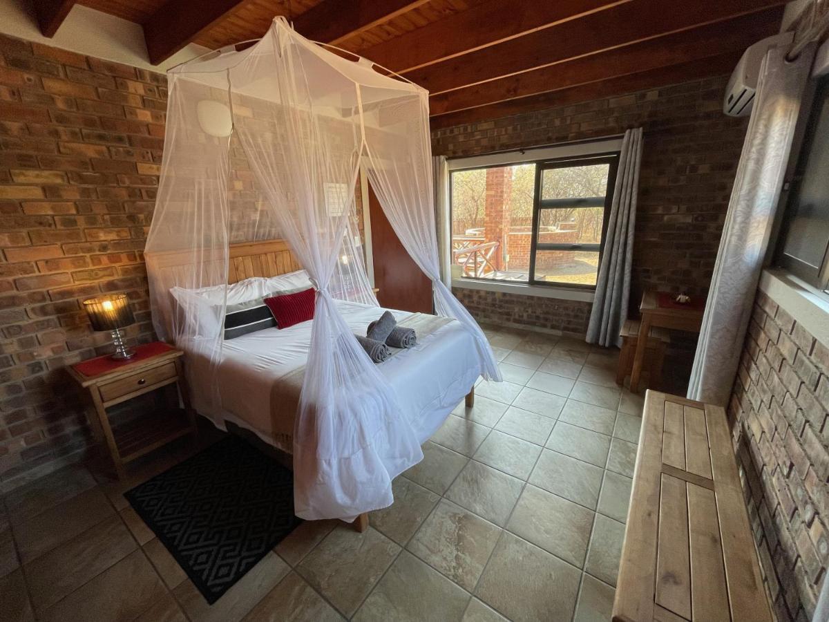Nghala Self-catering Holiday Home Marloth Park Luaran gambar
